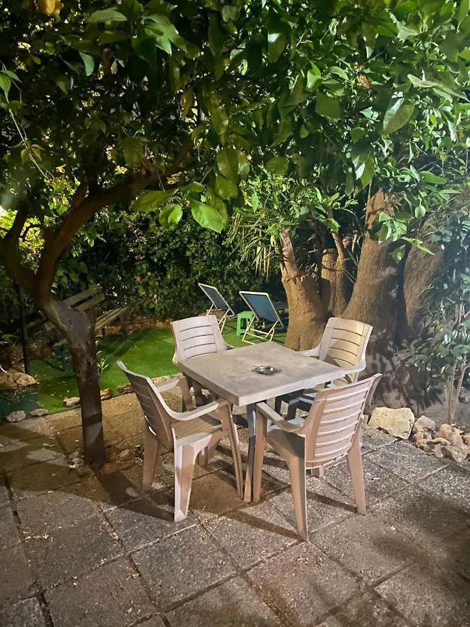 Garden House Apartments In Naples