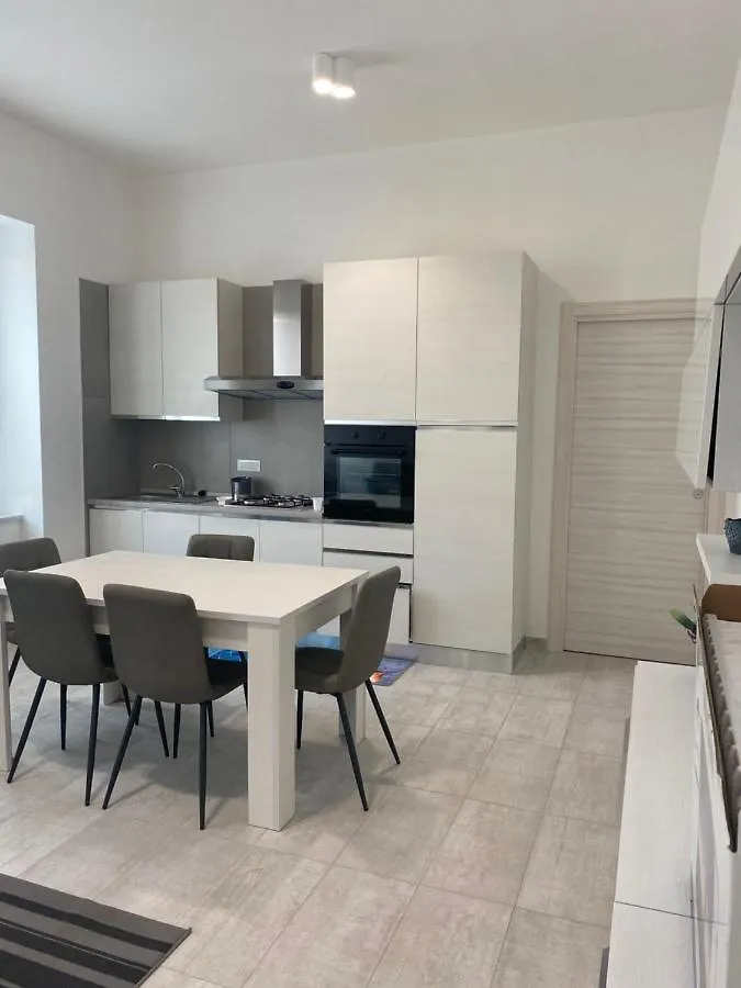 Garden House Apartments In Naples